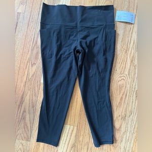 New Athleta Salutation Tight